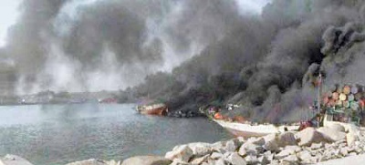 مجزرة مروعة لطيران العدوان في غارات دمرت قوارب صيادين في سواحل الخوخة وغارات هستيرية على تعز وحجة